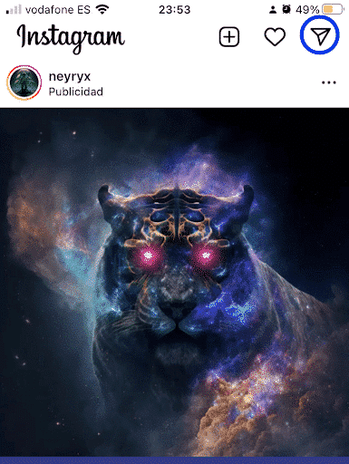 avioncito de papel, Ícono de mensajes directos de Instagram en la esquina superior derecha