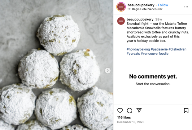 Beaucoup Bakery Snowball fight Matcha toffee macadamia snowballs